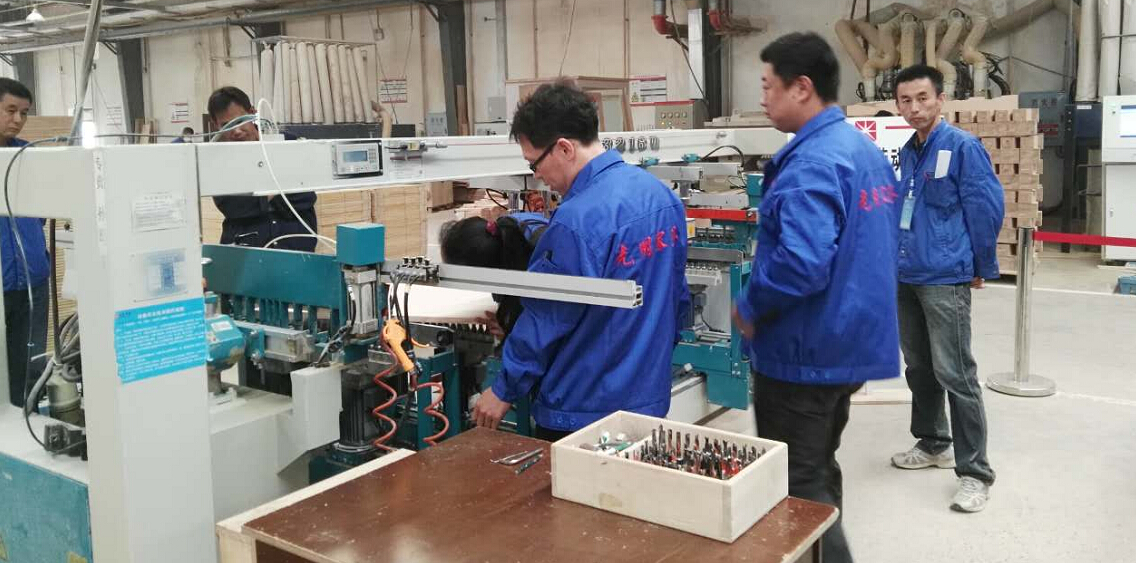 光明家具，劳动技能比拼