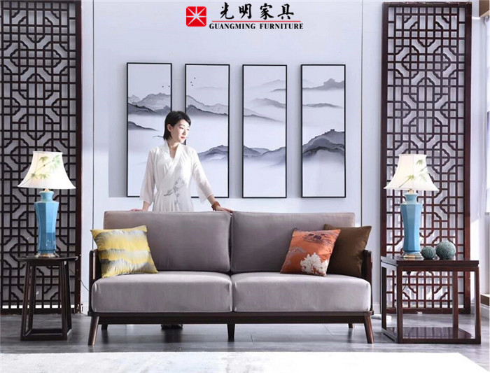 用心爱家，用行动保养实木家具