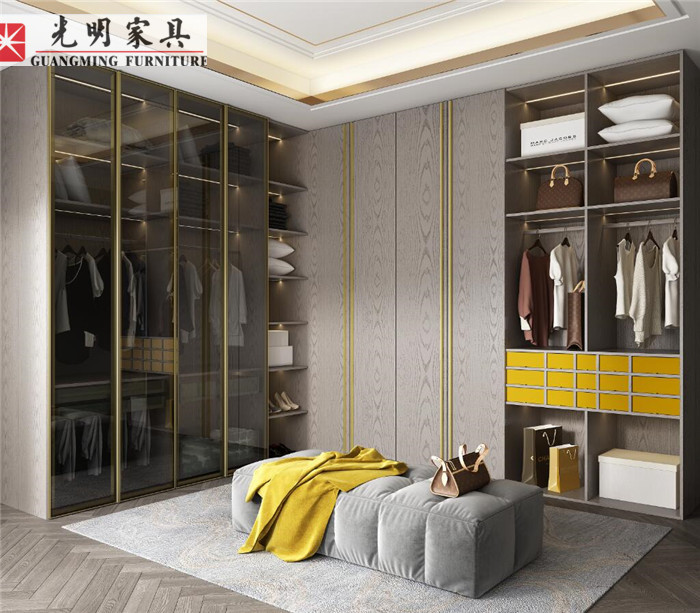 国庆长假选家具，定制实木家具好不好？